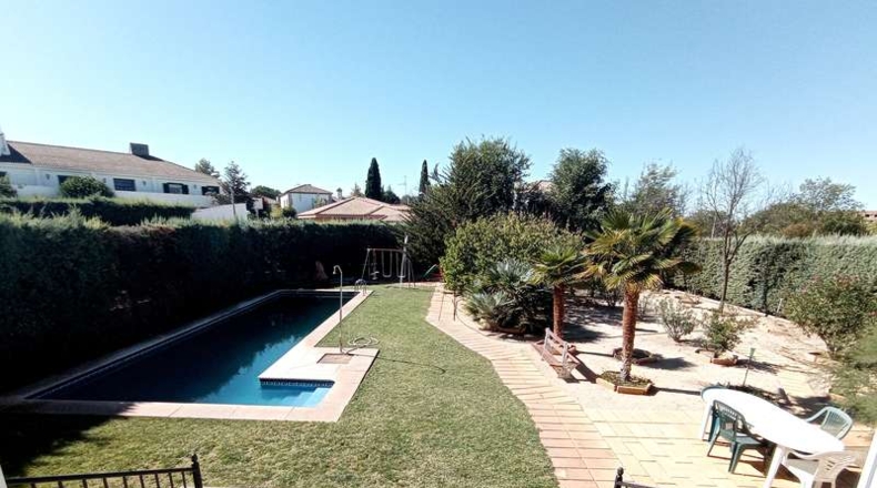 Ciudad Real - Valdepeñas - 1000m2