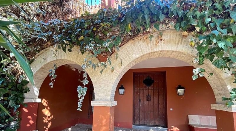 Sevilla - Écija - 7398m2