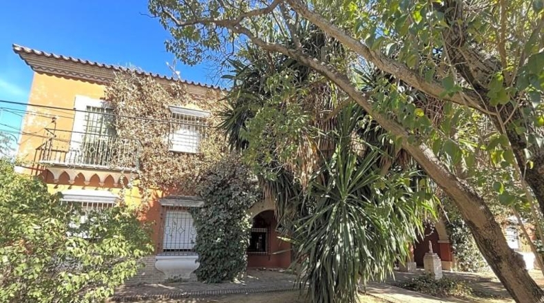 Sevilla - Écija - 7398m2