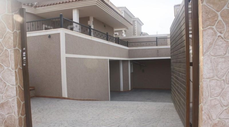 Alicante - Torrevieja - 325m2