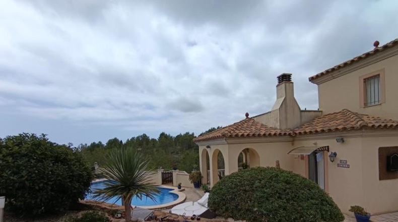 Tarragona - l'Ametlla de Mar - 2500m2