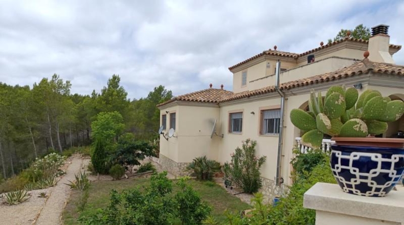 Tarragona - l'Ametlla de Mar - 2500m2