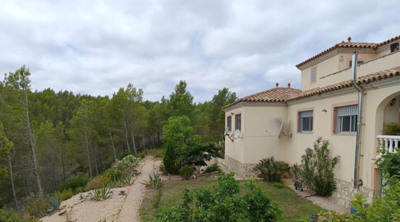 Tarragona - l'Ametlla de Mar - 2500m2