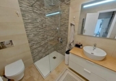 Отдельно стоящий дом с участком на продажу в городе Orihuela Фото