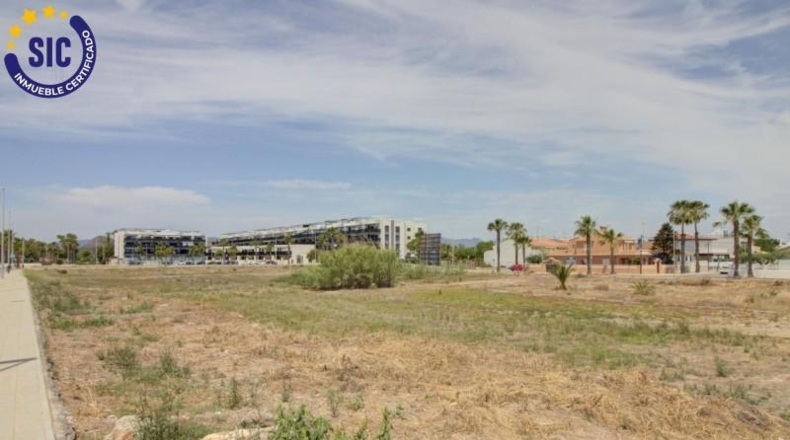 Castellón - Almenara - 1004m2