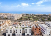 Chalet independiente con terreno en venta en la España, Guardamar del Segura, ref: TR340008 foto