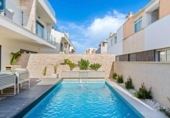 Chalet independiente con terreno en venta en la España, Guardamar del Segura, ref: TR340008 foto