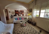 Отдельно стоящий дом с участком на продажу в городе el Vendrell Фото