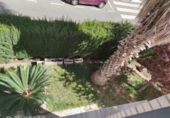 Отдельно стоящий дом с участком на продажу в городе el Vendrell Фото