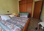 Отдельно стоящий дом с участком на продажу в городе el Vendrell Фото