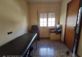 Отдельно стоящий дом с участком на продажу в городе el Vendrell Фото