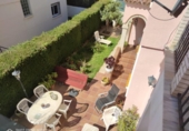 Отдельно стоящий дом с участком на продажу в городе el Vendrell Фото