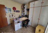 Отдельно стоящий дом с участком на продажу в городе el Vendrell Фото