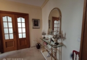 Отдельно стоящий дом с участком на продажу в городе el Vendrell Фото