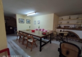 Отдельно стоящий дом с участком на продажу в городе el Vendrell Фото