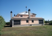 Chalet independiente con terreno en venta en la España, Castellanos de Villiquera, ref: TR134728 foto