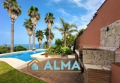 Chalet independiente con terreno en venta en la España, Algeciras, ref: TR313962 foto