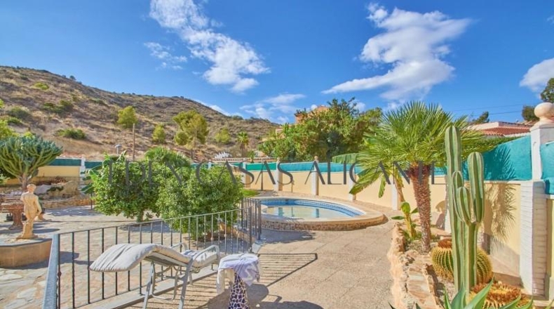 Аликанте - Campello - 841m2