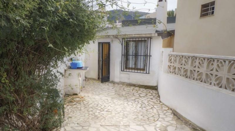 Alicante - Alfaz del Pi - 391m2