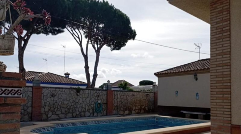 Cadiz - Chiclana de la Frontera - 1480m2