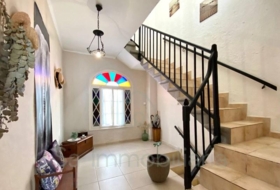 Es Castell 295&nbsp;м²