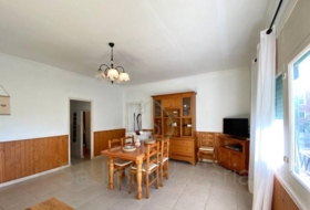 Es Castell 295&nbsp;м²