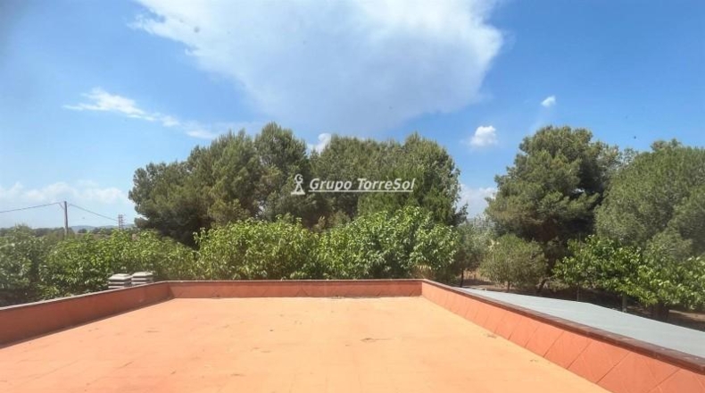 Tarragona - Баньерес-дель-Пенедес - 17600m2