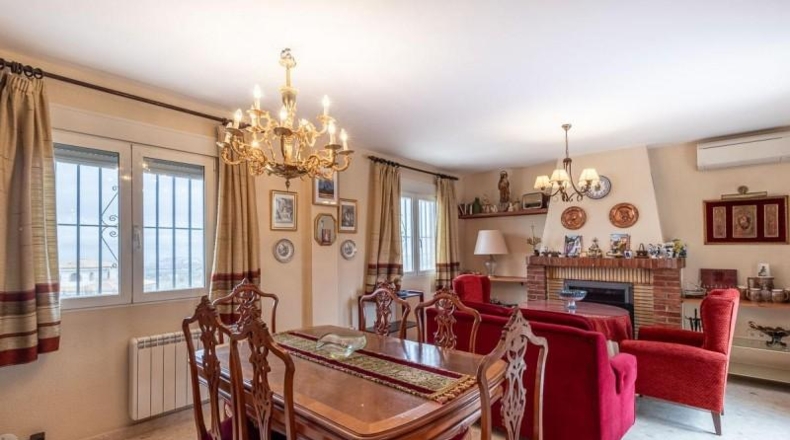 Гранада - Villa de Otura - 1000m2