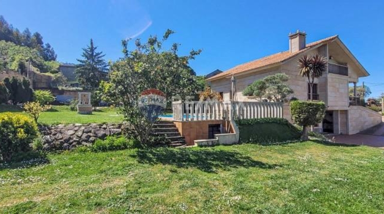 Pontevedra - Medialdea - 2030m2