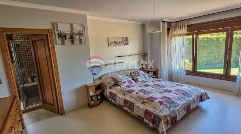 Pontevedra - Medialdea - 2030m2