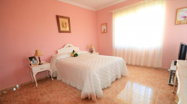 Alicante - La Nucía - 1000m2