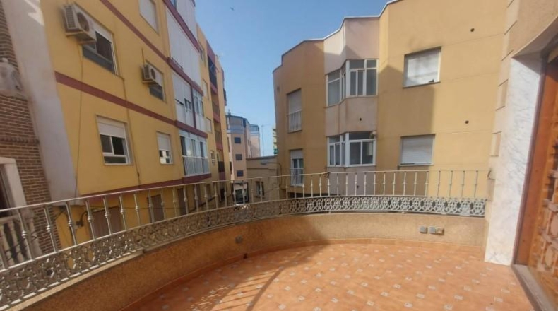Almeria - Adra - 650m2