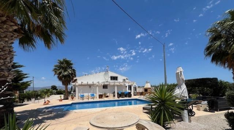 Alicante - Dolores - 2698m2
