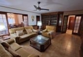 Chalet independiente con terreno en venta en la España, Cambrils, ref: TR158574 foto