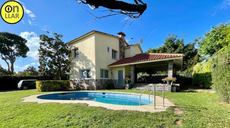 Barcelona - l'Ametlla del Vallès - 588m2