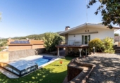 Xalet independent amb terreny en venda a la España, Castellar del Vallès, ref.: TR161835 foto