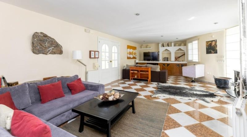 Granada - Albolote - 1093m2