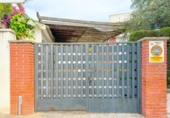 Chalet independiente con terreno en venta en la España, Calafell, ref: TR172247 foto