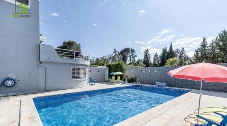 Granada - Albolote - 1093m2