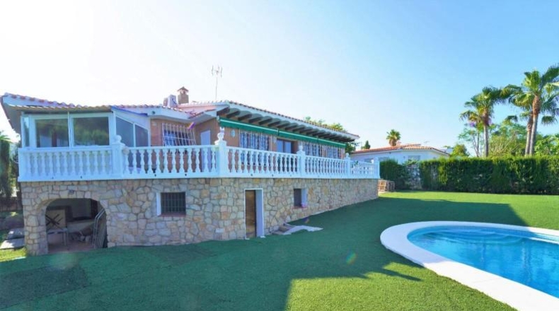 Alicante - La Nucía - 840m2