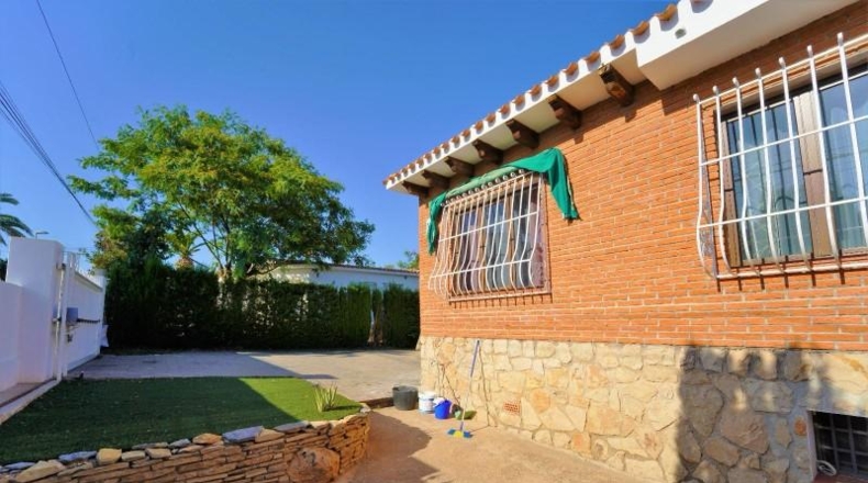 Alicante - La Nucía - 840m2