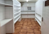 Отдельно стоящий дом с участком на продажу в городе Фигерас Фото