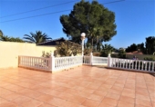 Chalet independiente con terreno en venta en la España, Orihuela, ref: TR152865 foto