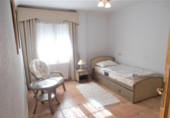 Chalet independiente con terreno en venta en la España, Orihuela, ref: TR152865 foto