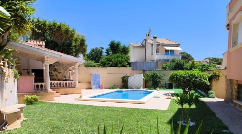 Alicante - La Nucía - 490m2