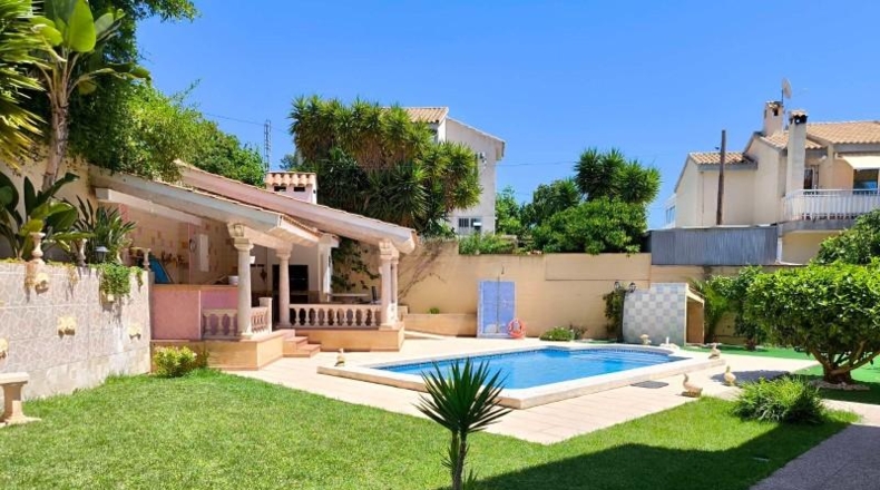 Alicante - La Nucía - 490m2