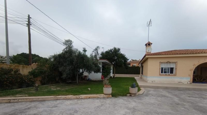 Alicante - Sant Vicent del Raspeig - 2000m2