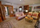Chalet independiente con terreno en venta en la España, Deltebre, ref: TR140886 foto