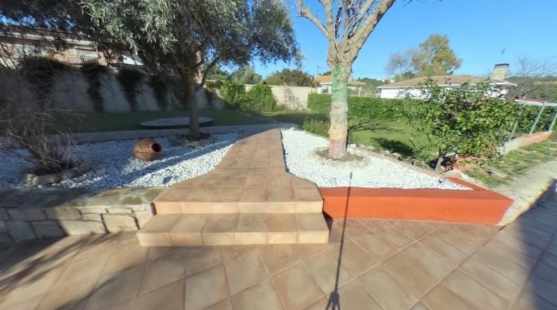 Comunidad de Madrid - Valdemorillo - 1021m2
