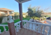 Chalet independiente con terreno en venta en la España, Valdemorillo, ref: TR157964 foto